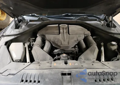 2022 Genesis Gv80 Base from USA, damaged, VIN KMUHCESC1NU077486